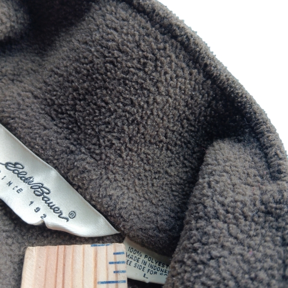 EDDIE BAUER WOMEN'S SIZE LARGE BROWN TERRY CLOTH FRONT BUTTON POCKET SWEAT SHIRT - Picture 2 of 5